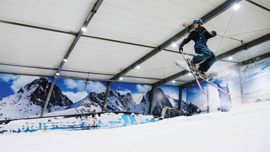 Hit the slopes for a day jam-packed with fun and exhilaration at New Zealand’s only indoor snow resort!